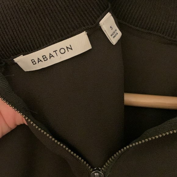 Moss green cape, small - Picture 3 of 3